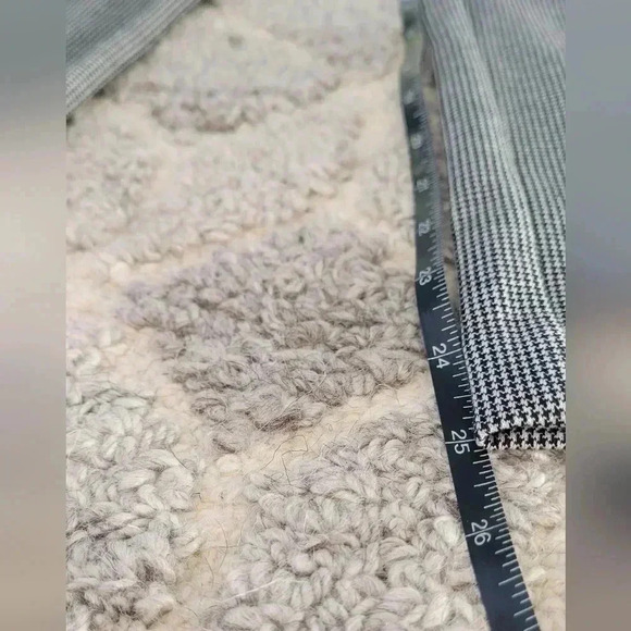 Zara Black & white Checkered Dress pants, size medium - Picture 9 of 13